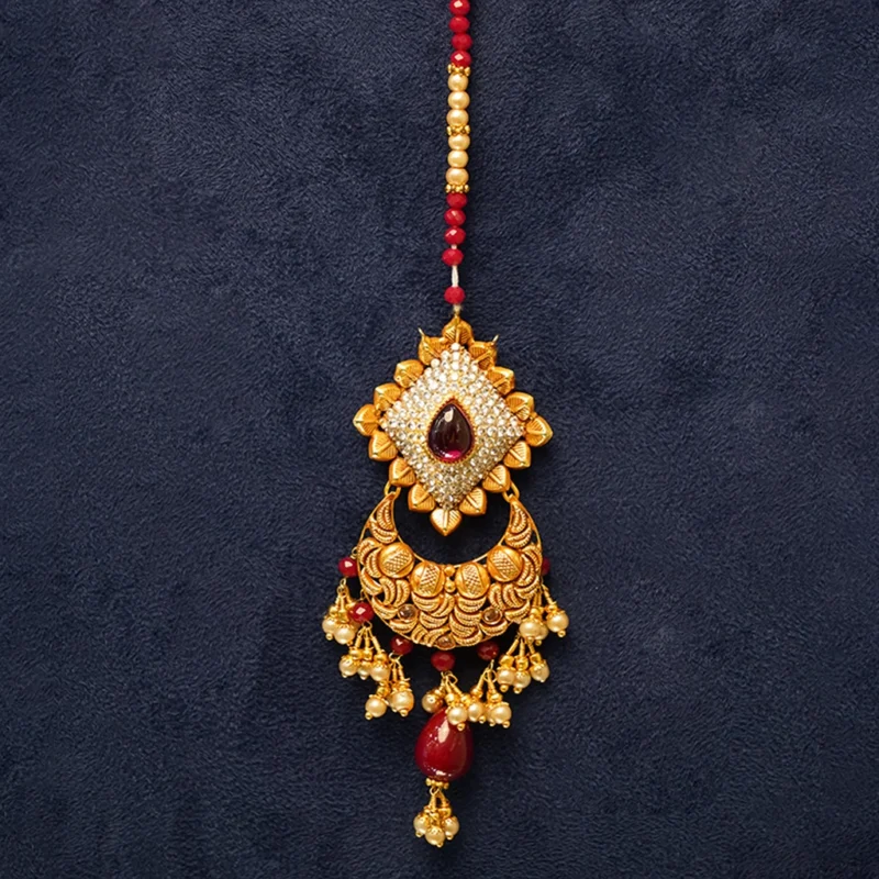 Exquisite 21 Karat Gold Bridal Set (8 Tola) - Image 6